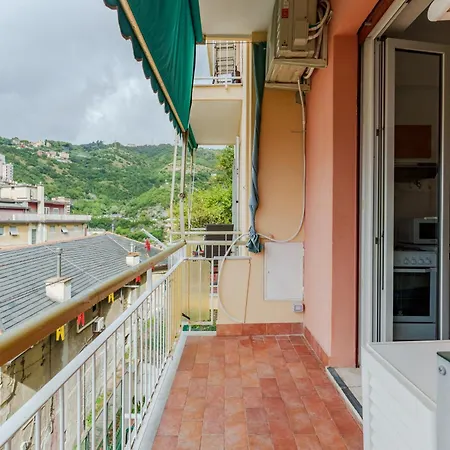 Guesthost - Discover Bright Genova