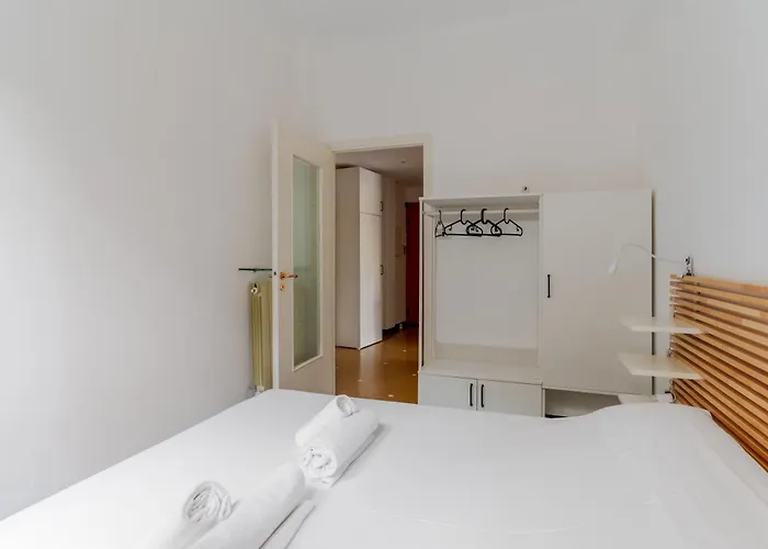 Guesthost - Discover Bright Apartman *