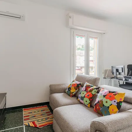 Guesthost - Discover Bright Apartmán *